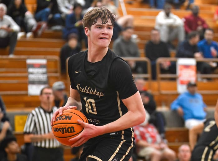 Archbishop Mitty vs Carlsbad Torrey Pines Holiday Classic December 29, 2023 Photo-Justin Fine76